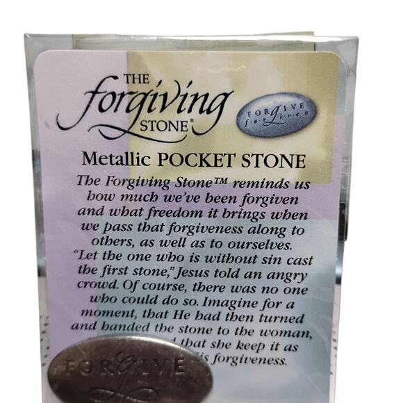 Forgiving Stone – Christian Pocket Reminder ✝️⛪ - Picture 1 of 10